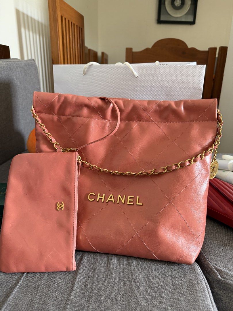 Chanel 22 Handbag with Pouch (Category: Luxury Bags & Wallets) located in Quezon City. Submitted by egptasiaco (Listing ID 1425845712, Image 1). Description: Authentic Chanel 22 No issues no fadings Bought also in Japan 320k SRP.