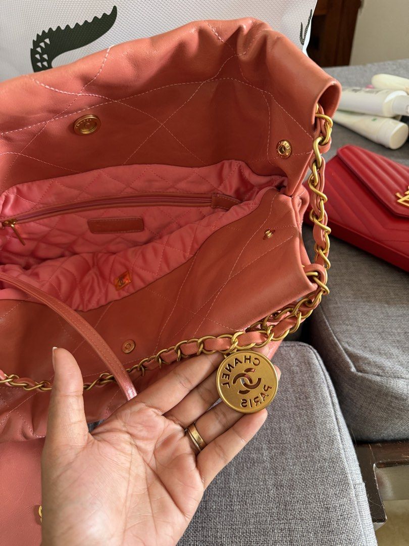 Chanel 22 Handbag with Pouch (Category: Luxury Bags & Wallets) located in Quezon City. Submitted by egptasiaco (Listing ID 1425845712, Image 2). Description: Authentic Chanel 22 No issues no fadings Bought also in Japan 320k SRP.