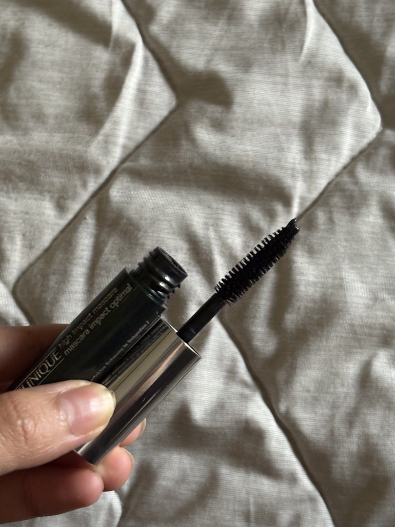 Clinique High Impact Mascara (Category: Makeup) located in Manila. Submitted by anamazingg (Listing ID 1425865021, Image 2). Description: Clinique High Impact Mascara .