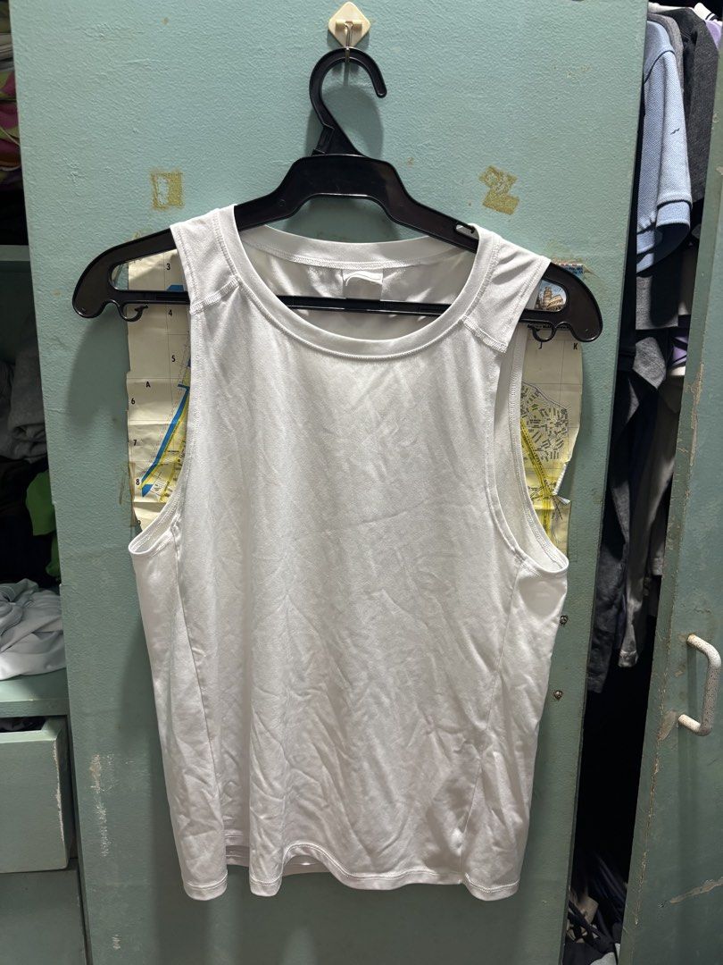 Decathlon Drifit Sleeveless T-shirts (Category: Activewear) located in Paranaque City. Submitted by rafaelim (Listing ID 1425928260, Image 3). Description: no issues ₱150 each, take both for ₱250.