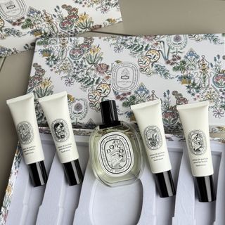 （分類：）位於 。 由 dcqueenfashion 提交（商品編號 1425950077，圖片 1）。簡介： 。