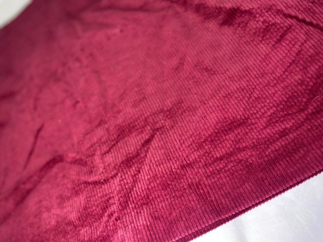 Esprit Corduroy Skirt (Category: Skirts) located in Cebu City. Submitted by candy_ytal (Listing ID 1425827649, Image 3). Description: No issue, no discoloration back-zip is working fine.