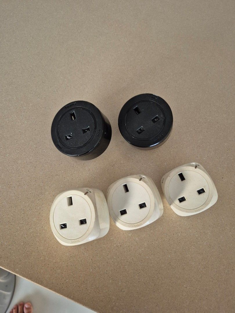 Eubiq UK Plug Adapters - Black and White405997610704588800