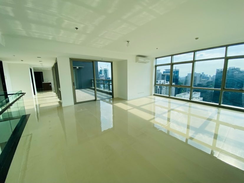 (Category: ) located in . Submitted by hvp.realtyinc (Listing ID 1425867043, Image 1). Description: .