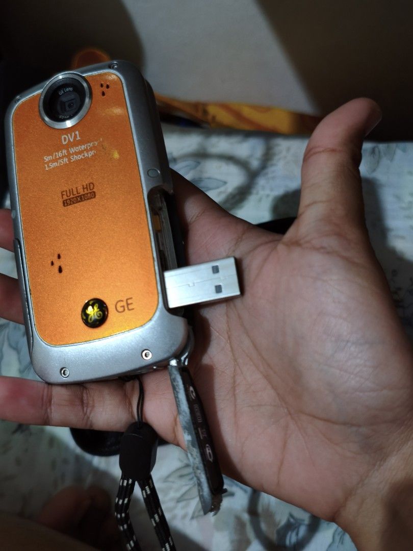 GE DV 1 camera/video cam (Category: Cameras) located in Tuguegarao City. Submitted by decluttwith_hs (Listing ID 1425891537, Image 3). Description: sample shots posted minor issue: LCD lang.