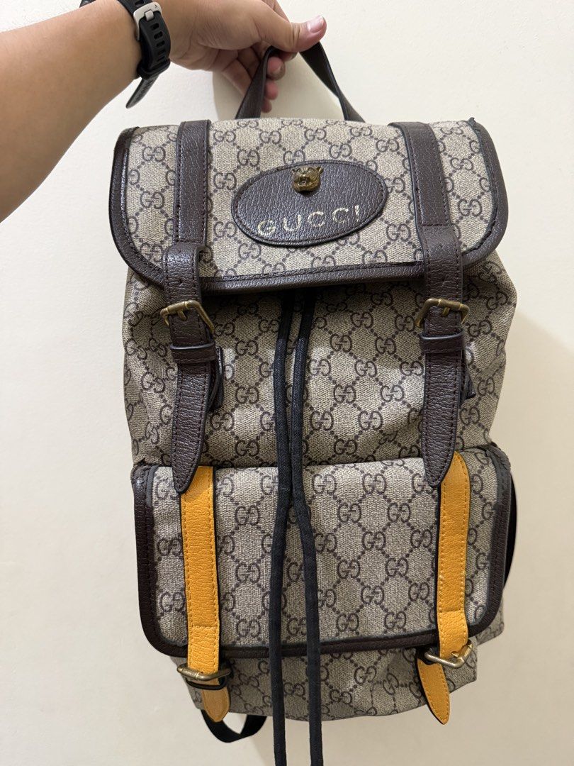Gucci Backpack (Category: Luxury Bags & Wallets) located in Makati City. Submitted by jeon_wonw00 (Listing ID 1425989454, Image 2). Description: Japan thrifted See picture for flaws.