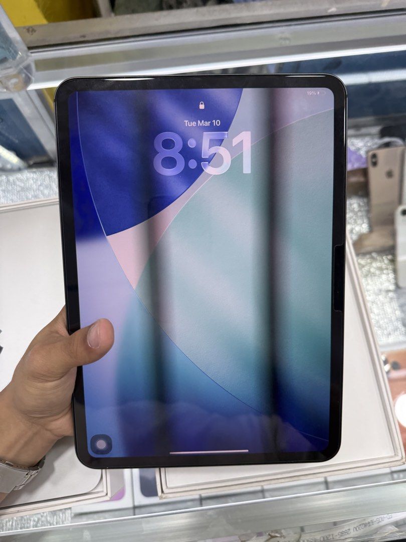 iPad Pro M4 11 inch 256gb Wifi (Category: iPad) located in Manila. Submitted by carimgadgets (Listing ID 1425977924, Image 2). Description: .