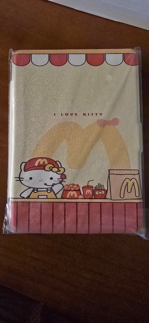 Kindle paperwhite hello kitty 6" case478267423861647360