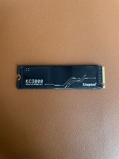 Kingston KC3000 4TB 4096G PCIe 4.0 NVMe M.2 SSD