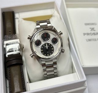 (Category: ) located in . Submitted by notorious_watches (Listing ID 1425881440, Image 1). Description: .