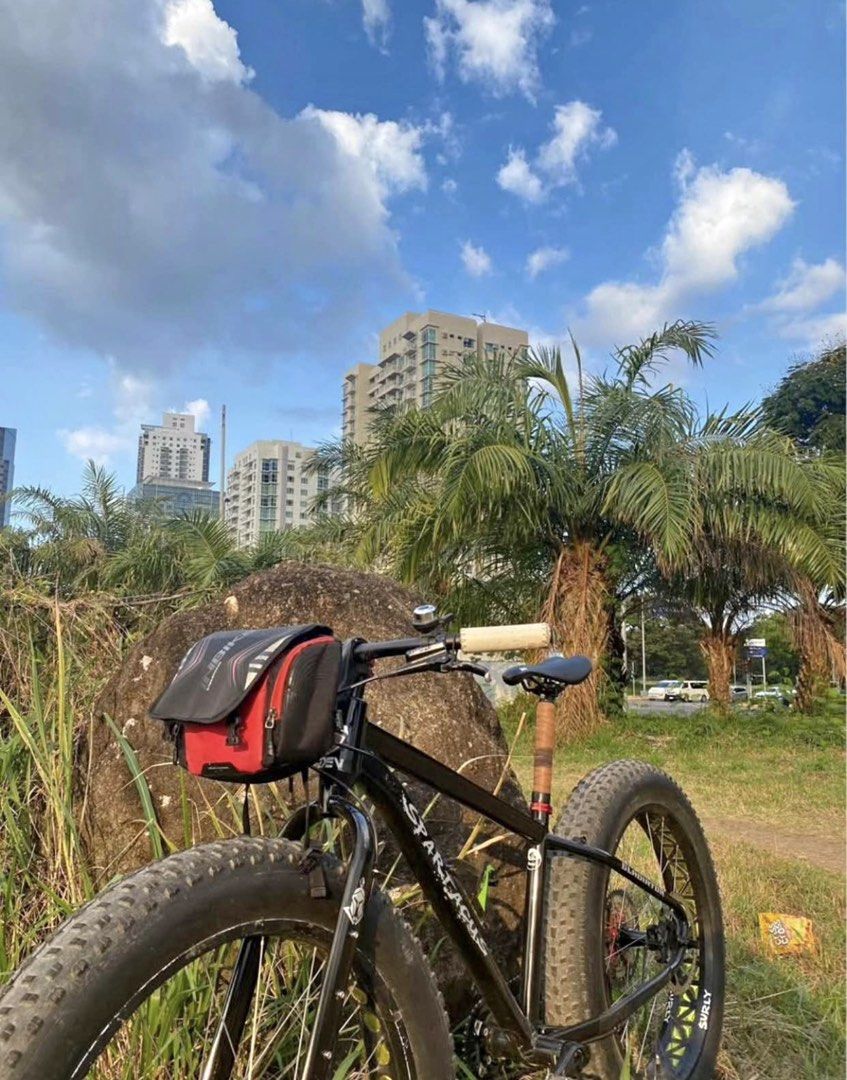MAMMOTH SPARTACUS FATBIKE (Category: Announcements) located in Las Pinas. Submitted by angelo.raif15 (Listing ID 1425993658, Image 1). Description: FOR SALE MAMMOTH SPARTACUS FATBIKE (MEGAWIDE FRAME READY) EQUIPPED WITH; MEDIUM SIZE FRAME TEKTRO GEMINI HYDRAULIC BRAKES. INTERNAL CABLING. SLX SHIFTER. SHIMANO DEORE REAR DERAILLEUR. 10 SPEED COGS ⚙️ SPECIALIZED REAR HUB 32 HOLES. QUANDO FRONT HUB 36 HOLES. 203 FRONT AND REAR DISC. DECKAS OVAL CHAIN