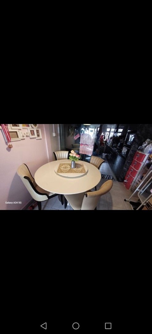 Marble Dining Table498844682096496642