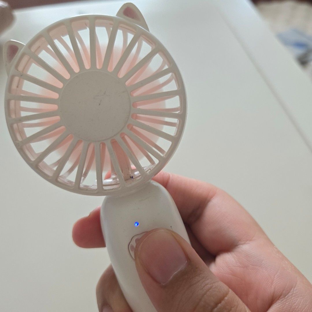 Miniso Cat Handheld Fan478508435280373763