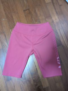 (Category: ) located in . Submitted by vogueandchic (Listing ID 1426001873, Image 1). Description: .