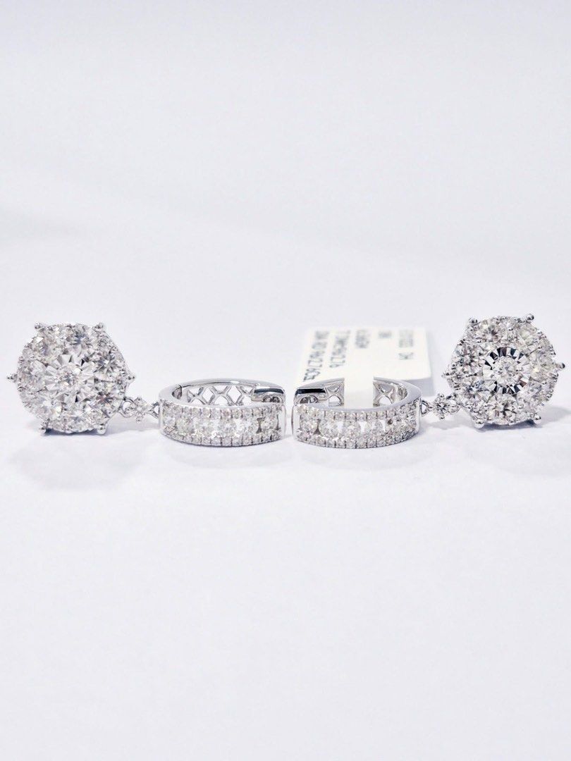 Natural Diamond Drop Earrings (Category: Earrings) located in Manila. Submitted by msgoldmanila (Listing ID 1425859047, Image 2). Description: 18k Hongkong Setting Natural diamonds 6.56g | 5.52ct ❗Price may change without prior notice ✨ Items are 100% real gold & diamonds | pawnable ✨ DM for availability since this is a fast moving items ✨ Payment first policy, No COD/COP ✨Same day delivery within Metro Manila via Personal Rider ✨LBC & DHL availa