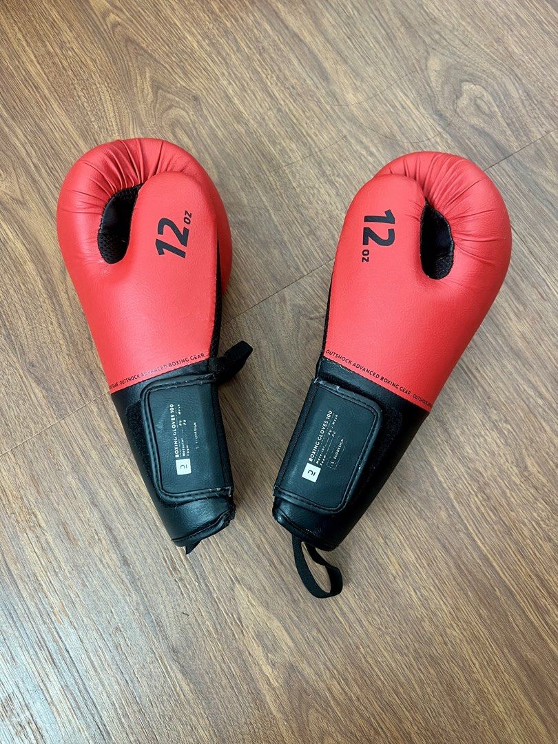 Outshock 12oz Boxing Gloves (Category: Combat Sports) located in Angono. Submitted by gifted_turtle (Listing ID 1425822947, Image 1). Description: Boxing Gloves for Sale 🥊 Used only twice for trial boxing, still in very good condition (almost new). Sadly boxing didn’t work out for me, so I’m selling it. Perfect for beginners or training. Message me if interested!.