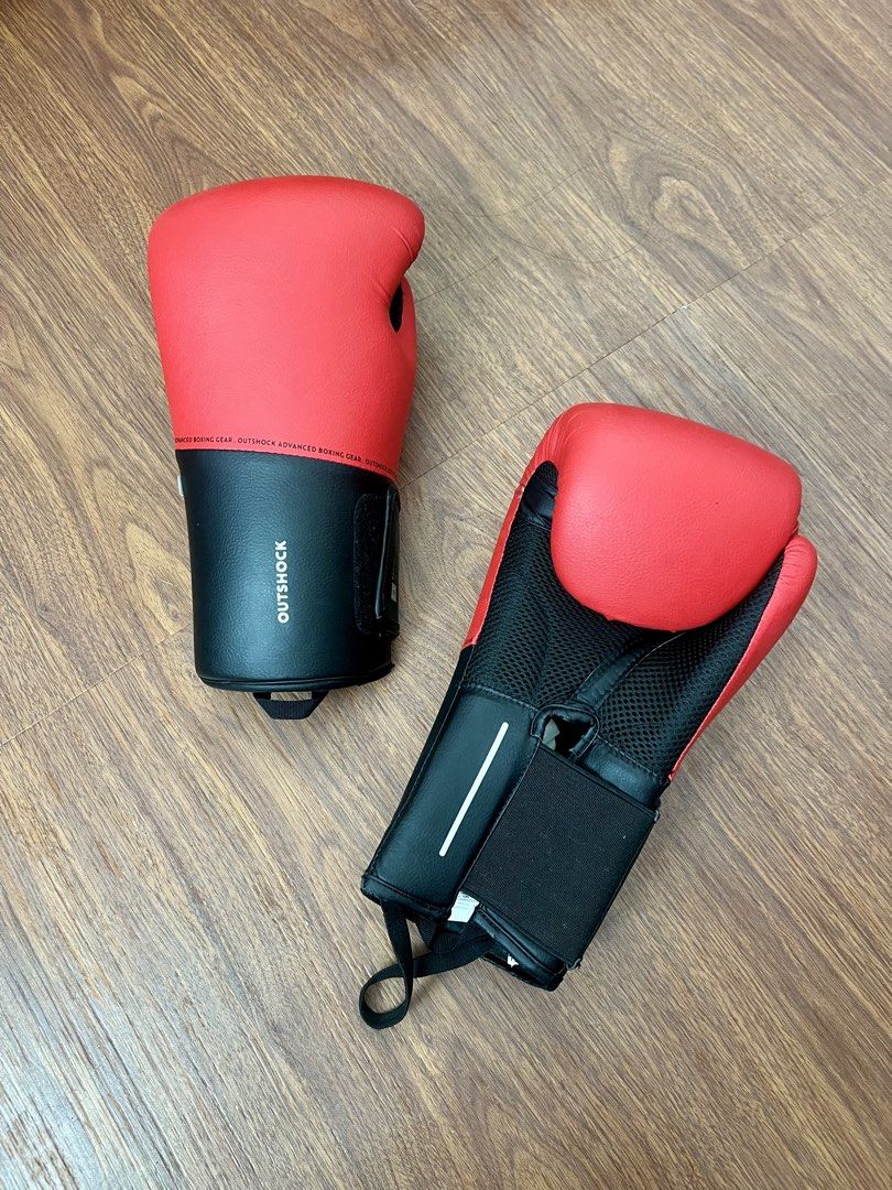 Outshock 12oz Boxing Gloves (Category: Combat Sports) located in Angono. Submitted by gifted_turtle (Listing ID 1425822947, Image 2). Description: Boxing Gloves for Sale 🥊 Used only twice for trial boxing, still in very good condition (almost new). Sadly boxing didn’t work out for me, so I’m selling it. Perfect for beginners or training. Message me if interested!.