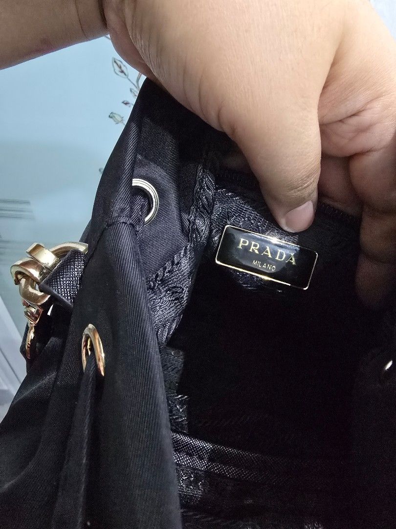 Prada duet bucket bag (Category: Luxury Bags & Wallets) located in Valenzuela. Submitted by cheas077 (Listing ID 1425991644, Image 3). Description: prada duet bucket bag nylon material no issue .