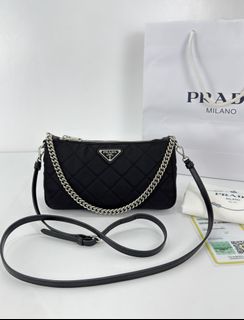 (Category: ) located in . Submitted by luxuryprelovedbagsby_by_agnes (Listing ID 1425968771, Image 1). Description: .