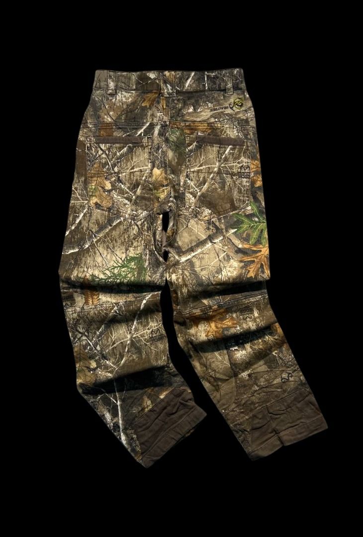 Realtree Pants Magellan (Category: Jeans) located in Mandaluyong City. Submitted by theroom501 (Listing ID 1425974372, Image 2). Description: Realtree Pants Magellan Condition: Excellent Size on tag: Medium Issue: none Price: 1500 Details 👇🏼 📐Waist: 24 inches 📐Length: 36 inches 📐Leg Opening: 7 inches Courier LBC JNT Lalamove.