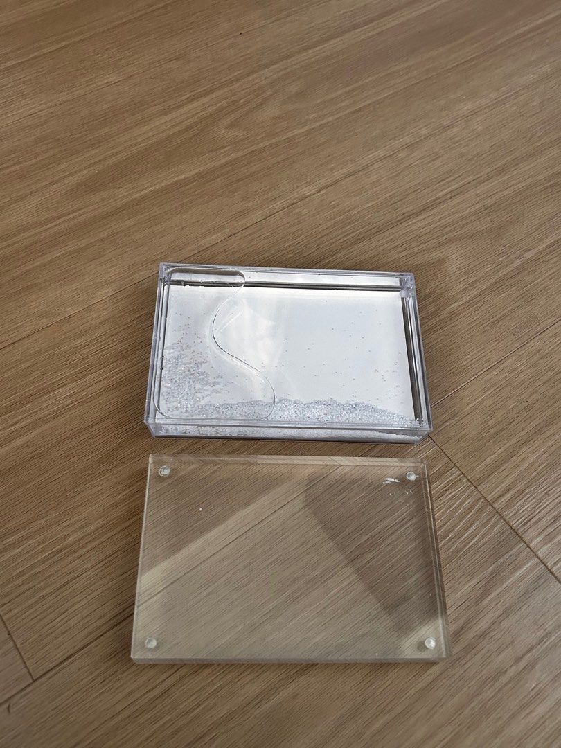 Rectangular picture Frames (Category: Frames & Pictures) located in Singapore. Submitted by geek_preloved (Listing ID 1425822533, Image 1). Description: Self collect at 631A Tampines North Drive 2 Singapore 521631 $3 each One is filled with water. One is magnetic. .