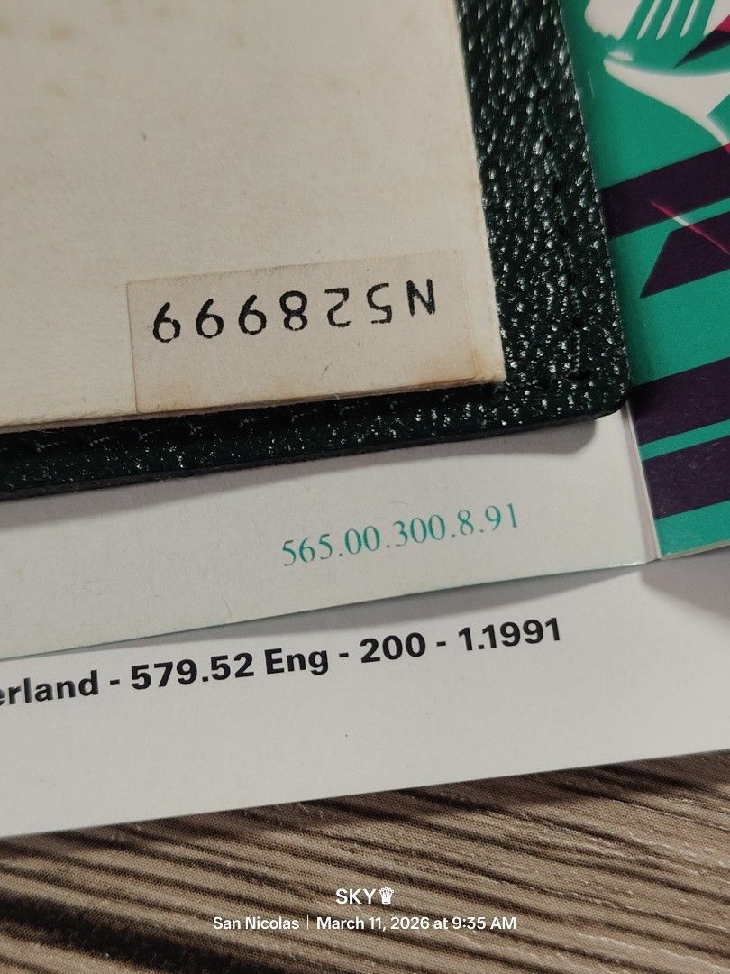 Rolex air King box (Category: Luxury Watches) located in Quezon City. Submitted by sky_sale (Listing ID 1425959343, Image 3). Description: box 14k set 15k calendar card sold Rolex Air King box set Year 1991 Authentic Original Genuine Legit Fake Box = Fake watch = Fake people ;p.