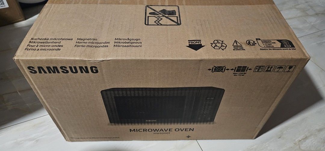 Samsung Microwave Oven MW5000T (Category: Cookers) located in Manila. Submitted by fien214 (Listing ID 1425954045, Image 2). Description: Originally Php 6950 Brand New Unopened Samsung Microwave Oven RFS: I still have 2 more microwave at home and I received a new one..