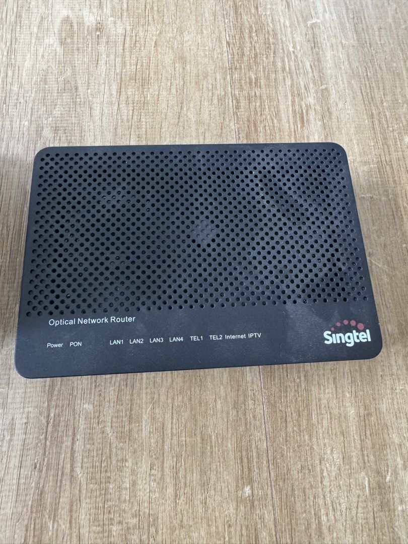 Singtel Router and Wifi 6 Mesh Extender440103445999144962