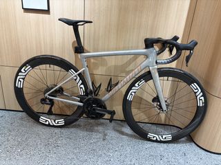 (Category: ) located in . Submitted by cyclingbear (Listing ID 1425886952, Image 1). Description: .