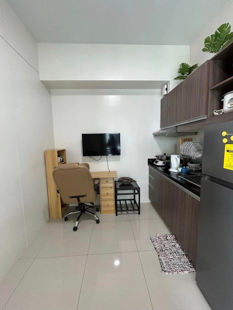 Studio Unit Olive Place in Mandaluyong (Category: Apartments & Condos) located in Makati City. Submitted by mayangqoh05 (Listing ID 1426003534, Image 3). Description: FOR RENT 1 BR STUDIO FLEX THE OLIVE PLACE by DataLand, Inc. 📍Location: 407 Shaw Blvd. Brgy Addition Hills Mandaluyong City. ✅ In front of Dumlao Gym and beside Emar Suites/Pag-ibig Building) ✅ near Shaw Center Mall, Toyota Shaw, Puregold shaw, SNR, SM Cherry ✅ Few minutes away from