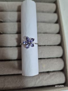 (Category: ) located in . Submitted by gemz925 (Listing ID 1425829141, Image 1). Description: .