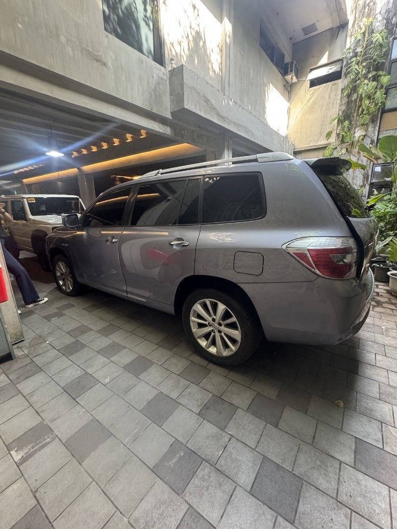Toyota Highlander AWD Hybrid SUV Auto (Category: Used Cars) located in Bulacan. Submitted by mystore.168 (Listing ID 1425882757, Image 2). Description: 2008 Toyota Highlander Hybrid AWD American version full options.