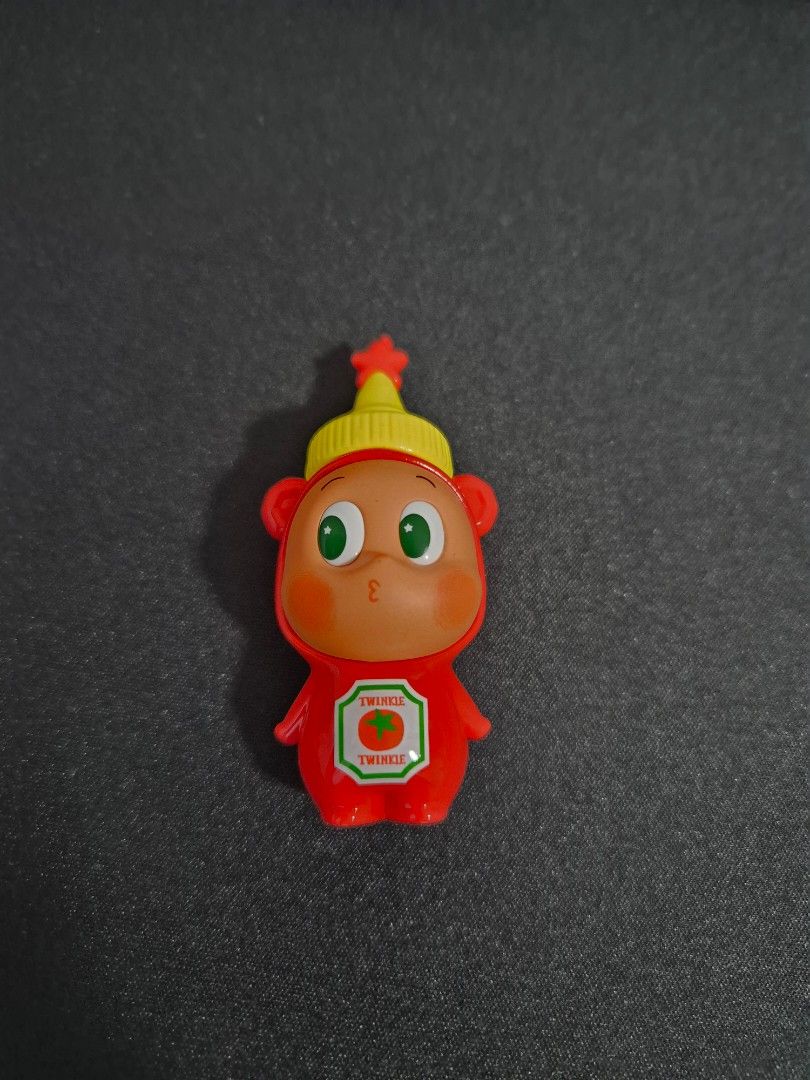 Twinkle twinkle (Category: Designer & Blind Box Toys) located in Singapore. Submitted by shopbybeauty (Listing ID 1425840607, Image 1). Description: twinkle twinkle pop mart box still available for authenticity .