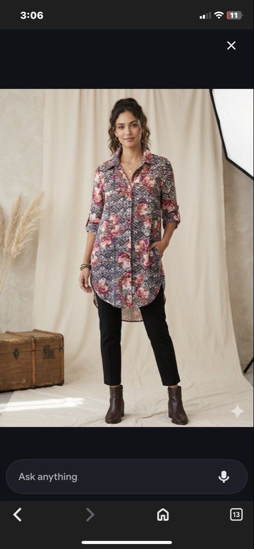 VINCENT BLOUSE (Category: Coats, Jackets and Outerwear) located in Baguio. Submitted by vanity_kimo (Listing ID 1425897106, Image 1). Description: - VINCENT BLOUSE - Size M - Floral print design - Versatile style.