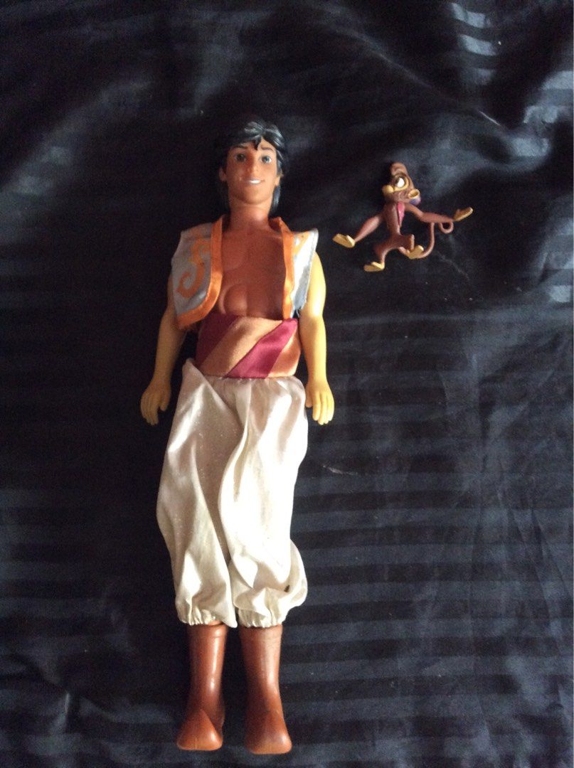 Vintage Aladdin and Princess Jasmin (Category: Vintage Collectibles) located in Quezon City. Submitted by marky1969 (Listing ID 1425662072, Image 2). Description: For Sale! WYSIWYG... NAkatago lang... Pick up lang along T Sora QC or Shipping! Thks! .