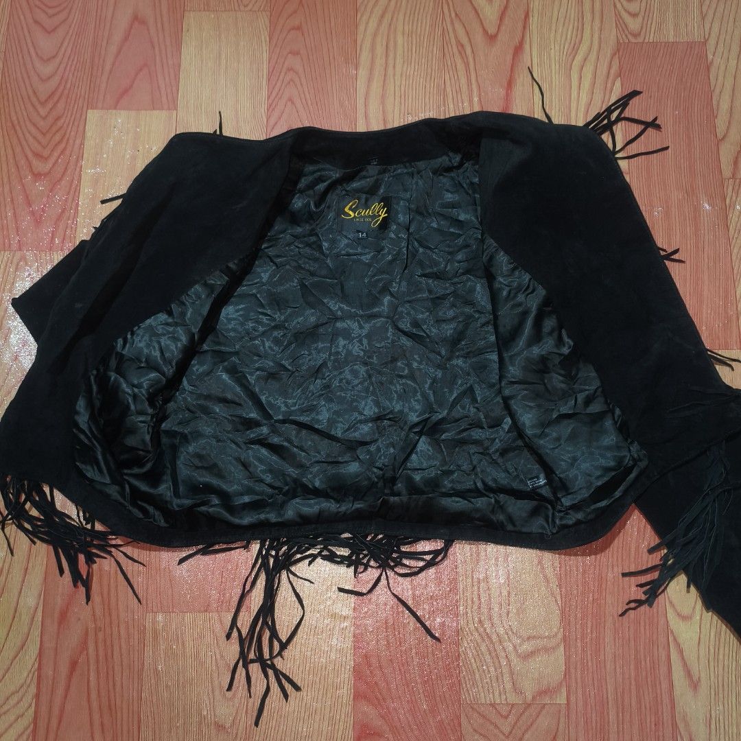 SCULLY BLACK FRINGE (Category: Activewear) located in Cavite. Submitted by erwheen (Listing ID 1425841673, Image 3). Description: VINTAGE SCULLY BLACK FRINGE SIZE 14 DIMES 21W 20L EXCELLENT CONDITION NO ANY ISSUE 3500 PLUS SHIPPING NO COD/COP MOP GCASH COURIER J&T / LALAMOVE LOCATION CAVITE CITY.