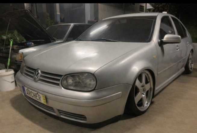 Volkswagen Bora MK4 Auto (Category: Used Cars) located in Rizal. Submitted by tracertype (Listing ID 1425981898, Image 1). Description: rush sale/swap 2000 VW Bora 2.0 Golf front end projector headlights (glass type) Recaro seats w/ side airbags 17allow wheels w/ 45' series tires eibach coil lowering springs complete original docs 1st owner.