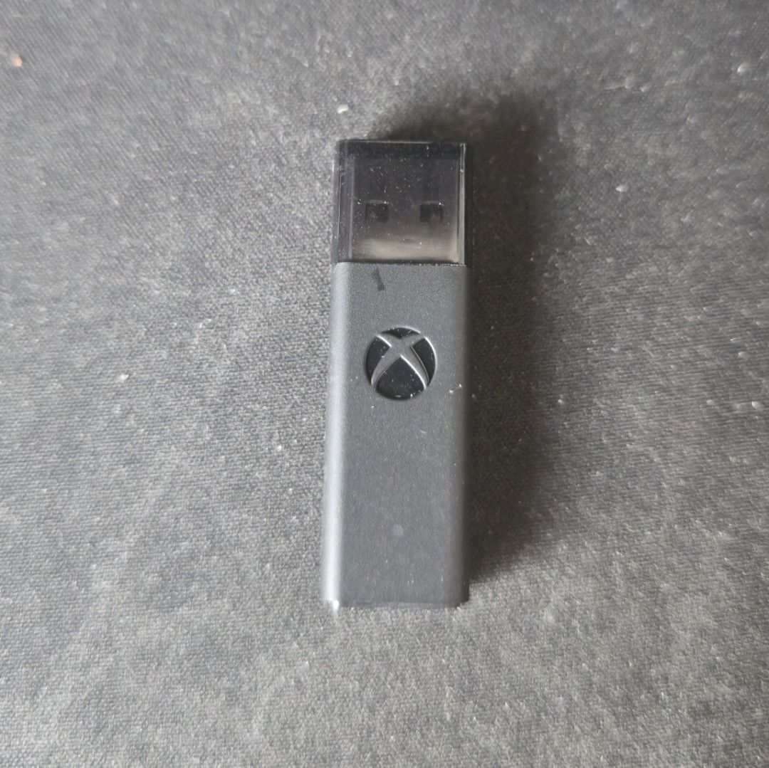 Xbox Wireless Adapter for PC405978114184325120