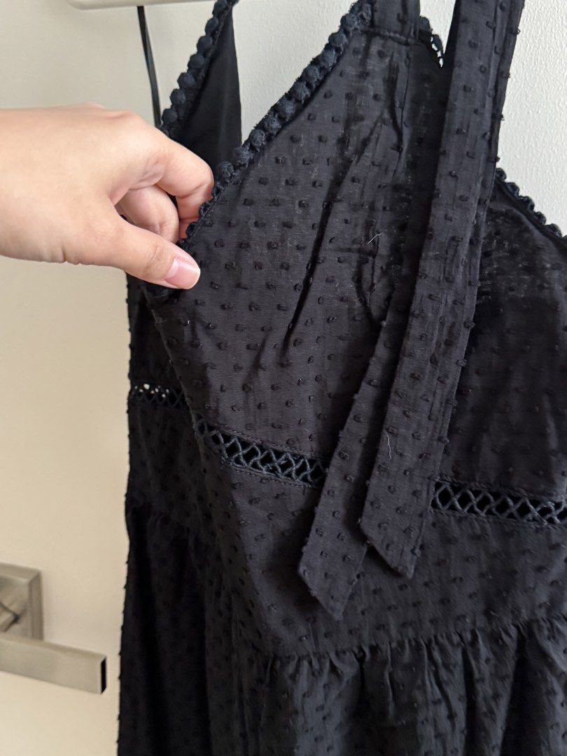 Zara Lace Jumpsuit (Category: Jumpsuits) located in Mandaluyong City. Submitted by clearanceaa (Listing ID 1425897480, Image 3). Description: Used only once. Good as new. Size xs. No flaws. .