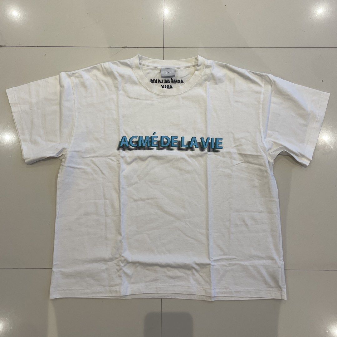 ACME DE LA VIE Tshirt (ADLV) (Category: Tshirts & Polo Shirts ) located in Binan City. Submitted by vintagedrops (Listing ID 1426025663, Image 1). Description: 26x24 dimensions Excellent condition Authentic Med to large sizing 9.5 color rate 880 plus sf only .