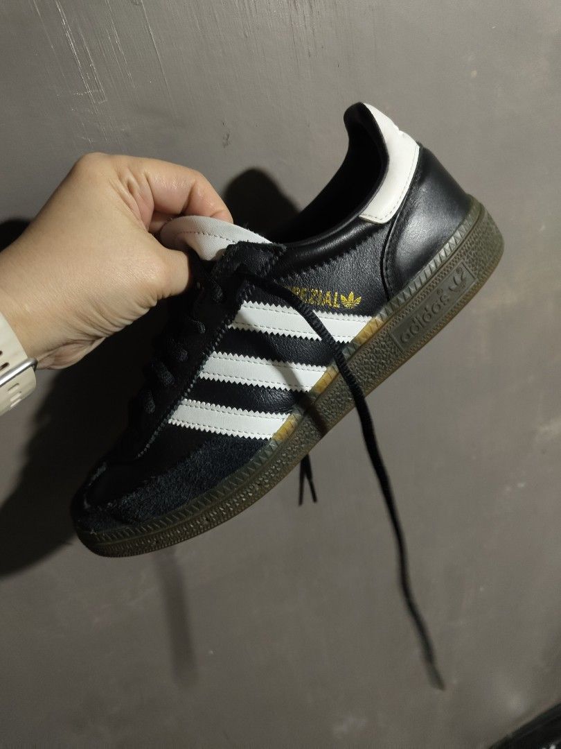 Adidas Spezial Black White (Category: Sneakers) located in Makati City. Submitted by rontagz (Listing ID 1426034948, Image 1). Description: no box.