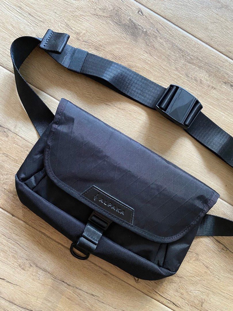 Alpaka Sling Bag - Limited Edition (Category: Sling Bags) located in Manila. Submitted by willississimo (Listing ID 1426047079, Image 2). Description: Alpaka.