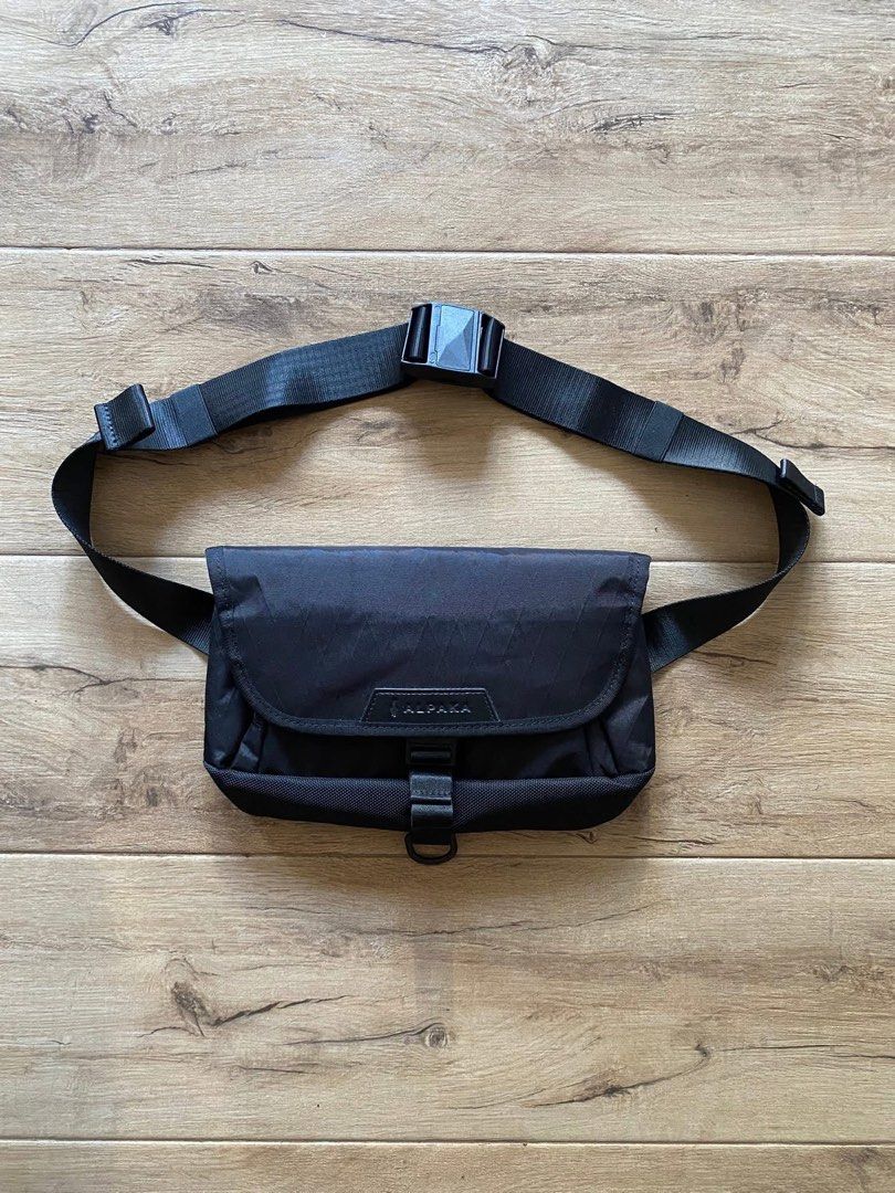 Alpaka Sling Bag - Limited Edition (Category: Sling Bags) located in Manila. Submitted by willississimo (Listing ID 1426047079, Image 1). Description: Alpaka.
