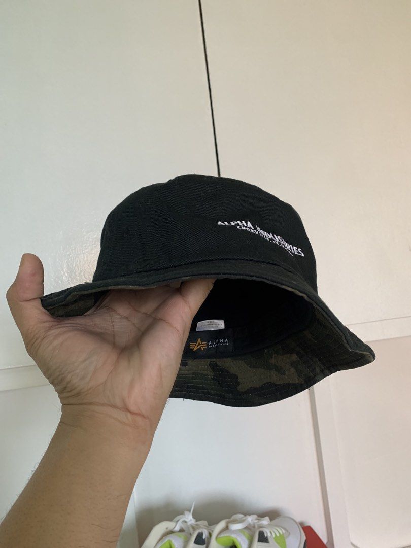 Alpha Industries Hat (Category: Caps & Hats) located in Muntinlupa City. Submitted by mcnigel84 (Listing ID 1426091218, Image 3). Description: Used Alpha Bucket Hat Excellent to new condition Medium to Large 56 to 59cm base on tag Black 10/10 color Not my size .