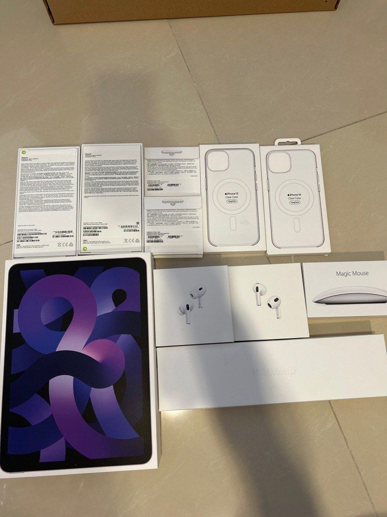 Assorted Apple Boxes (Category: Other Mobile & Gadget Accessories) located in Singapore. Submitted by salestuff (Listing ID 1426076847, Image 1). Description: - iphone 15 box - iphone 14 box - airtag box - airpods pro and airpods box - ipad air box - magic mouse box - apple watch box Make offer for price.