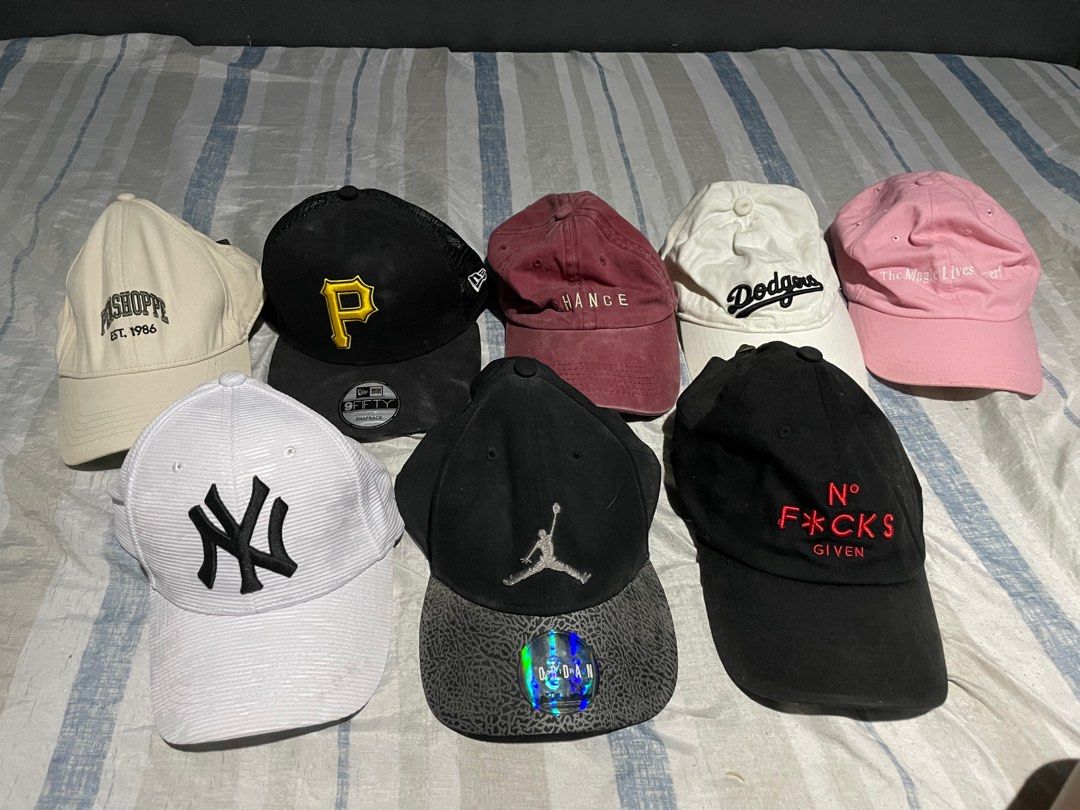 Assorted Caps (Category: Caps & Hats) located in Malasiqui. Submitted by g-kicks (Listing ID 1426030158, Image 1). Description: take all assorted caps, need funds lang po kaya binibenta. thru jnt lang po if taga pangasinan pwede meet-up.