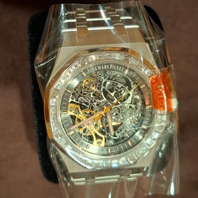 Audemars Piguet Royal Oak Double Balance Wheel Openworked White Gold Diamond Bezel 41mm (2020) — Full Set (Category: Watches) located in Singapore. Submitted by jazzli (Listing ID 1426073186, Image 1). Description: Audemars Piguet Royal Oak Double Balance Wheel Openworked Diamond Bezel – 41mm Audemars Piguet | AP | Royal Oak | Double Balance Wheel Openworked | Double Balancier Squelette | openworked AP | skeleton AP | 15412BC.ZZ.1220BC.01 | 15412