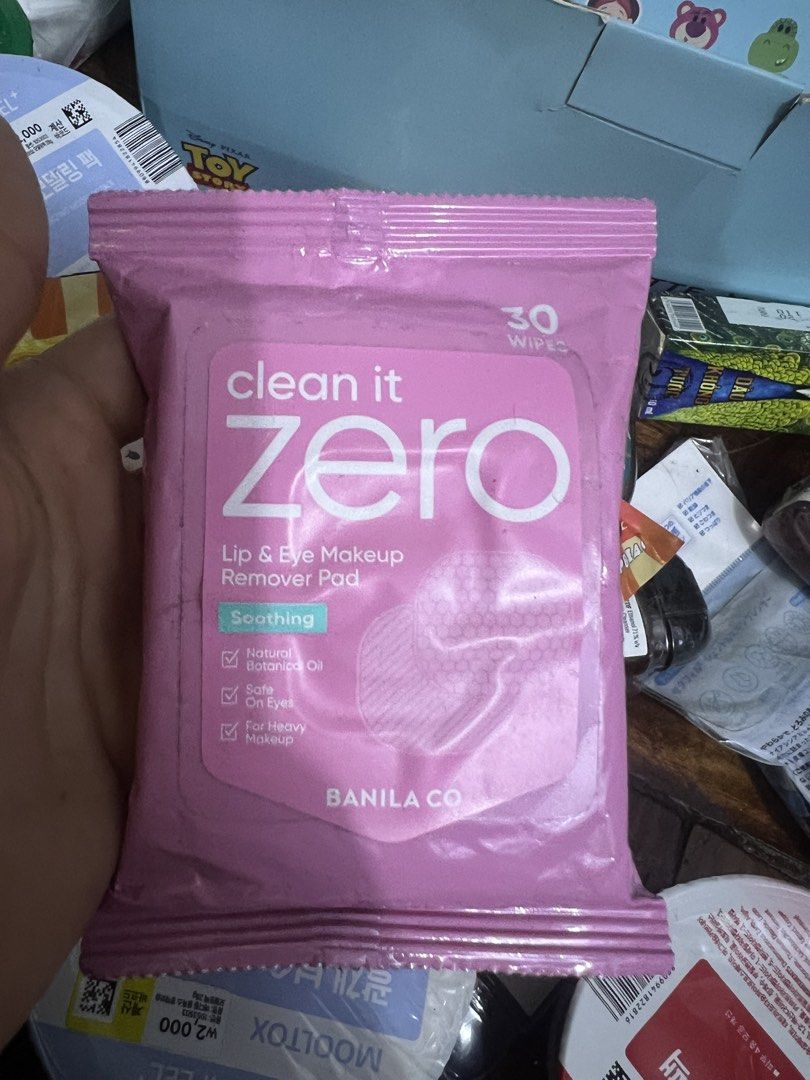 Banila Co Clean It Zero Lip & Eye Makeup Remover Pad (Category: Face Care) located in Manila. Submitted by just.j.deals (Listing ID 1426012047, Image 1). Description: 100% Authentic Skincare Guarantee Your skin deserves the best. We exclusively stock original, clinic-grade products sourced directly from authorized distributors..