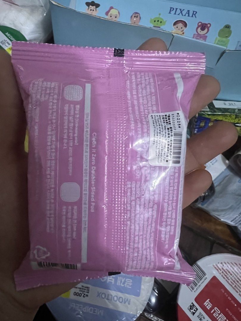 Banila Co Clean It Zero Lip & Eye Makeup Remover Pad (Category: Face Care) located in Manila. Submitted by just.j.deals (Listing ID 1426012047, Image 2). Description: 100% Authentic Skincare Guarantee Your skin deserves the best. We exclusively stock original, clinic-grade products sourced directly from authorized distributors..