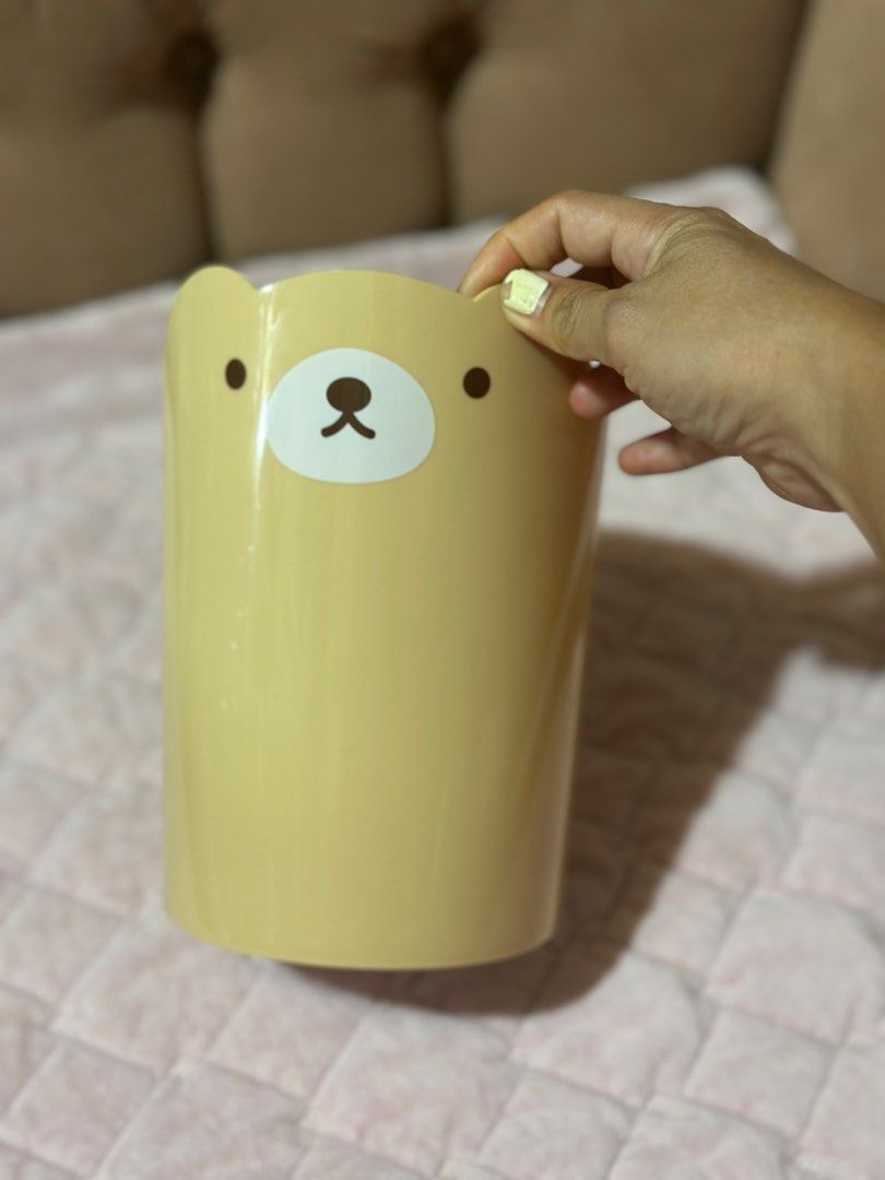 Bear Small Trash Bin (Category: Storage Boxes & Baskets) located in Davao. Submitted by favoritepreloved (Listing ID 1426124561, Image 2). Description: ❤️ 18cm height, 13.5cm diameter.
